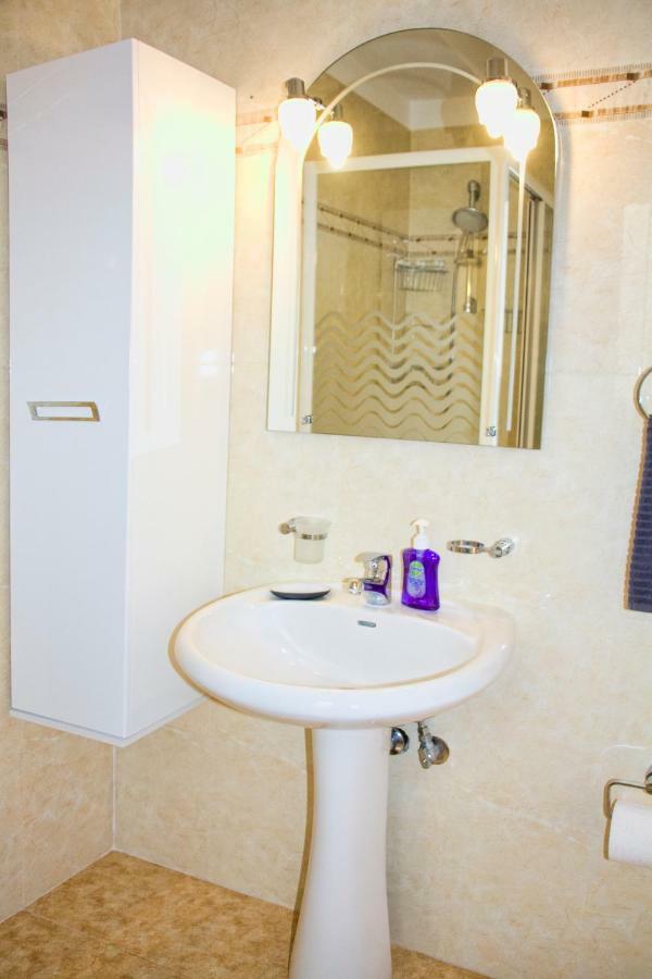 Charming Apartment Near Athens Center And The Sea Luaran gambar